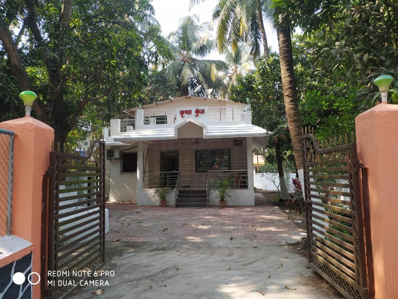 Krushna Kunj Holiday Home Алібаґ Екстер'єр фото