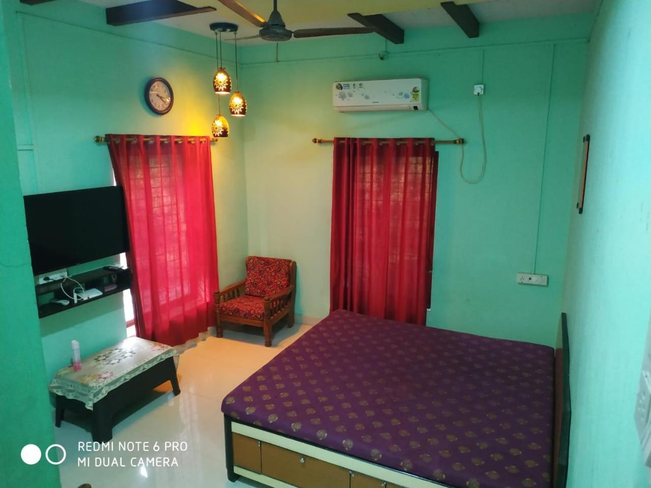 Krushna Kunj Holiday Home Алібаґ Екстер'єр фото